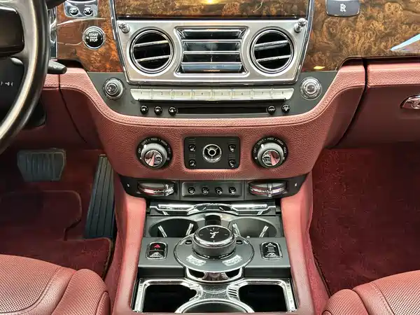 Rolls-Royce Ghost 2017