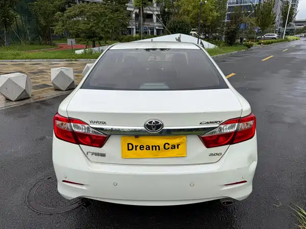 Toyota Camry 2014
