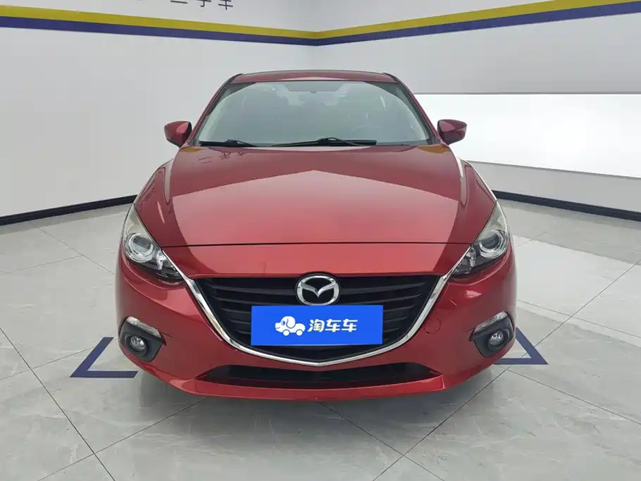 Mazda 3 Axela 2015