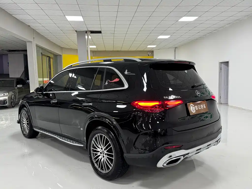 Mercedes-Benz GLC 2024