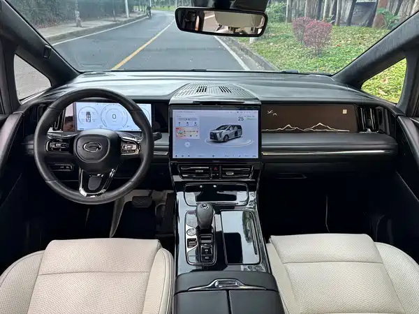 GAC Trumpchi M8 2023