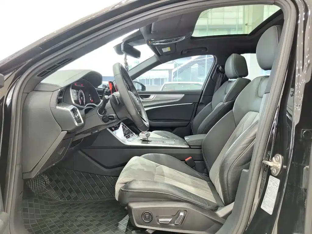 Audi A6L 2023