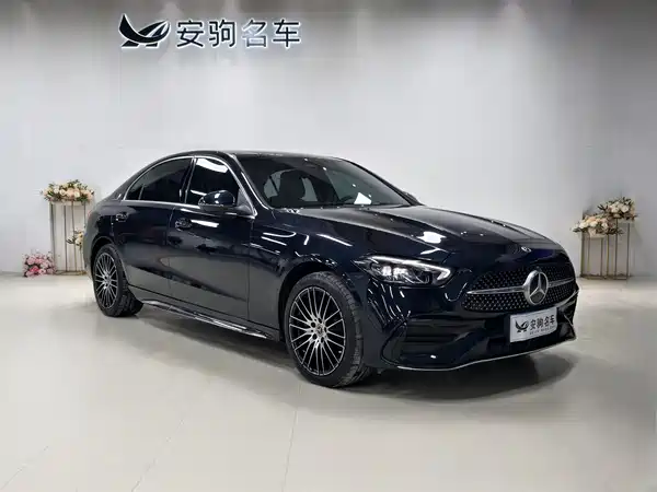 Mercedes-Benz C-Class 2024