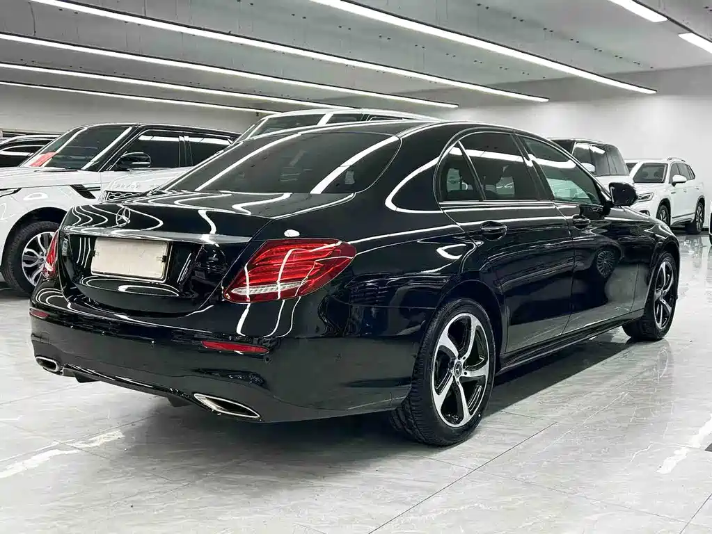 Mercedes-Benz E-Class 2018
