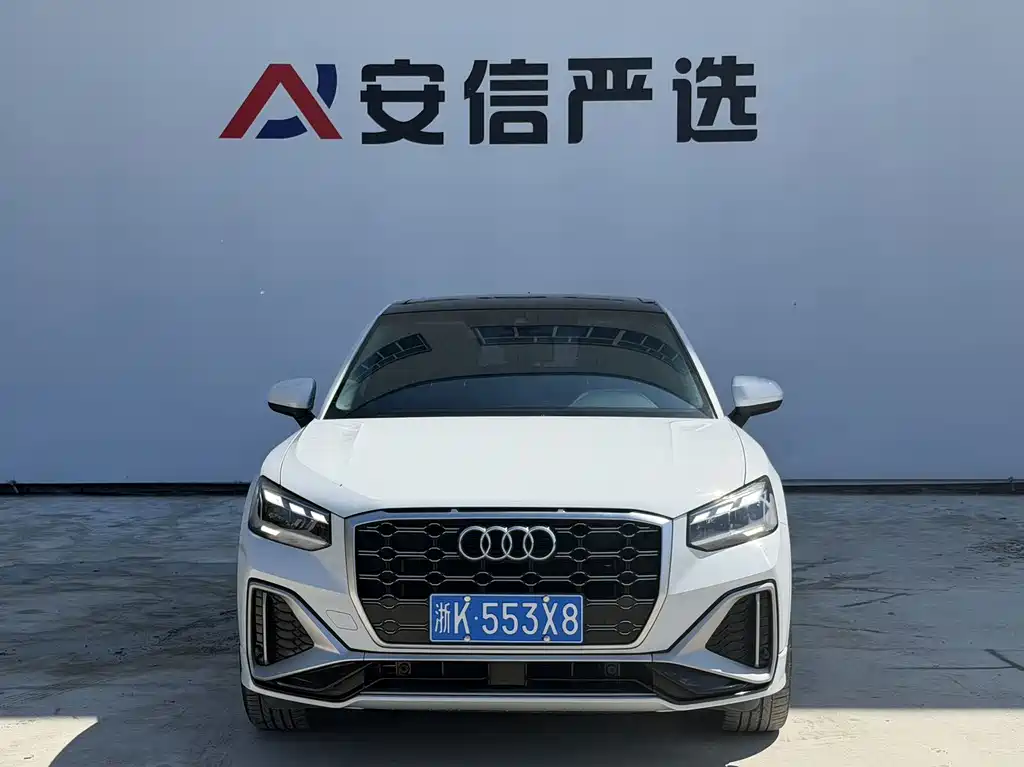 Audi Q2L 2022 — фото 2