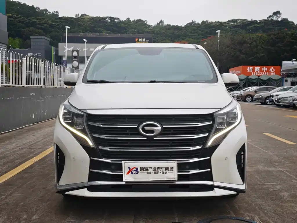 GAC Motor Trumpchi M8 2022 — фото 3
