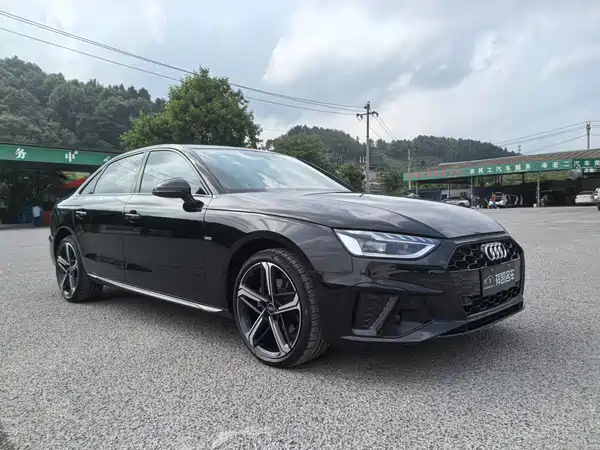 Audi A4L 2024