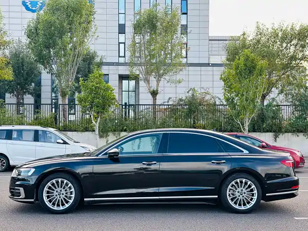 Audi A8 2019