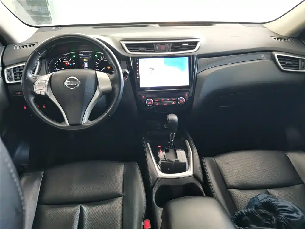 Nissan X-Trail 2016 — фото 10
