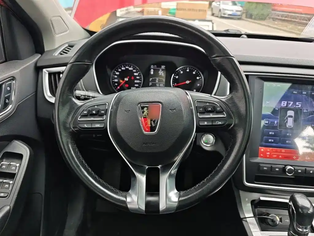 Roewe RX5 2018 — фото 11