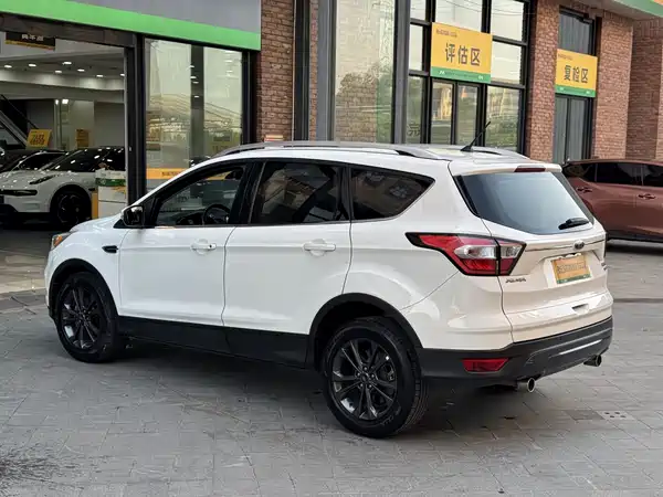 Ford Kuga 2021
