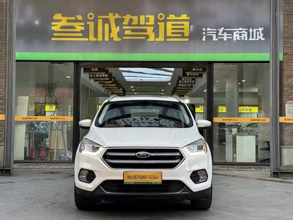 Ford Kuga 2021