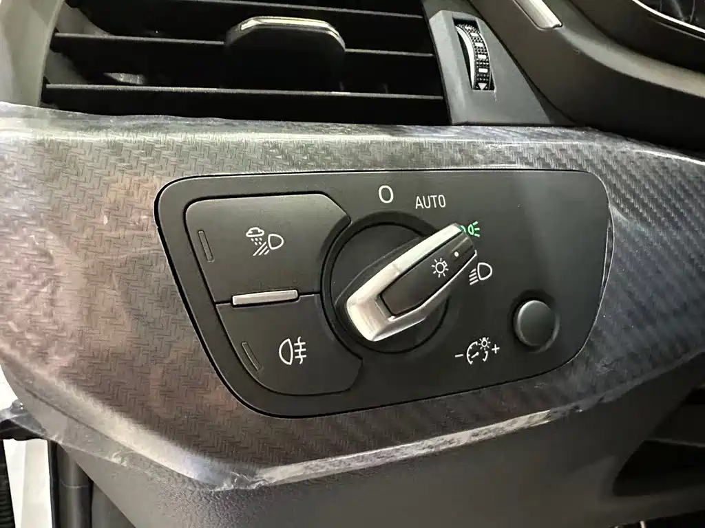 Audi A4L 2026 — фото 10