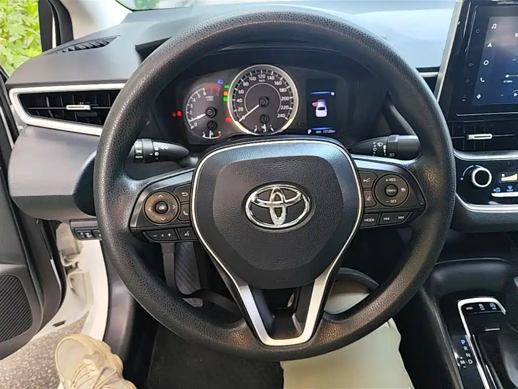 Toyota Corolla 2020 — фото 11