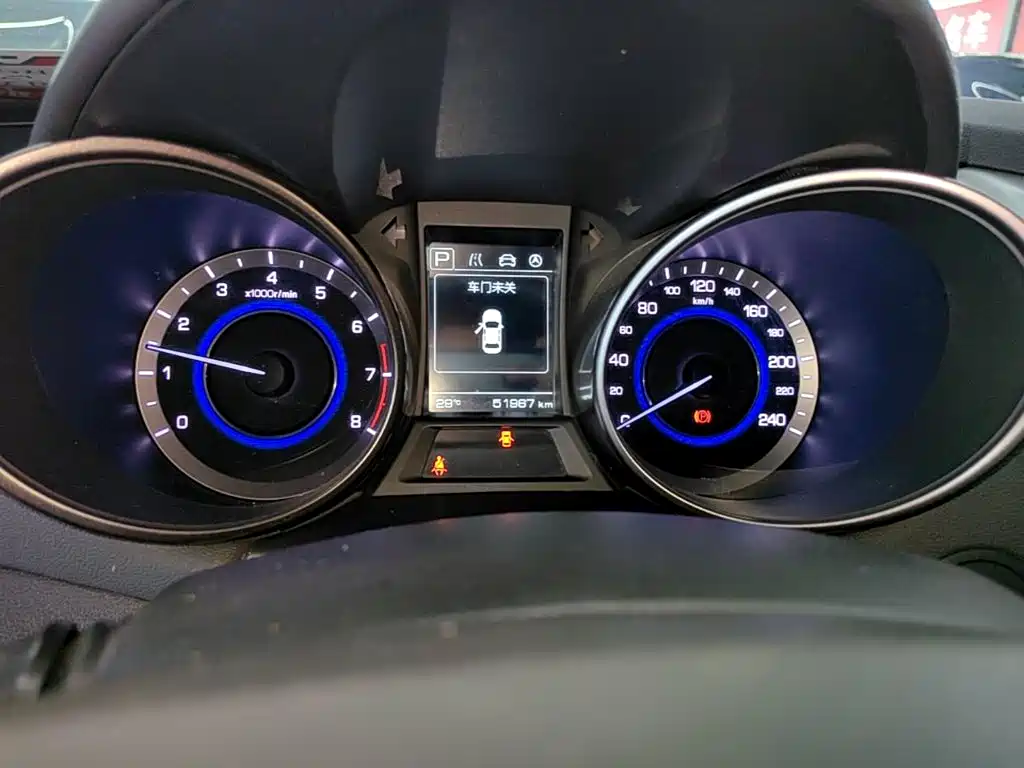 Changan Eado XT 2018 — фото 12