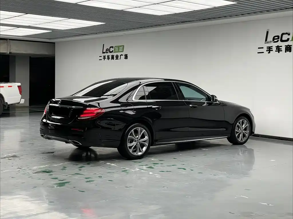 Mercedes-Benz E-Class 2020 — фото 4