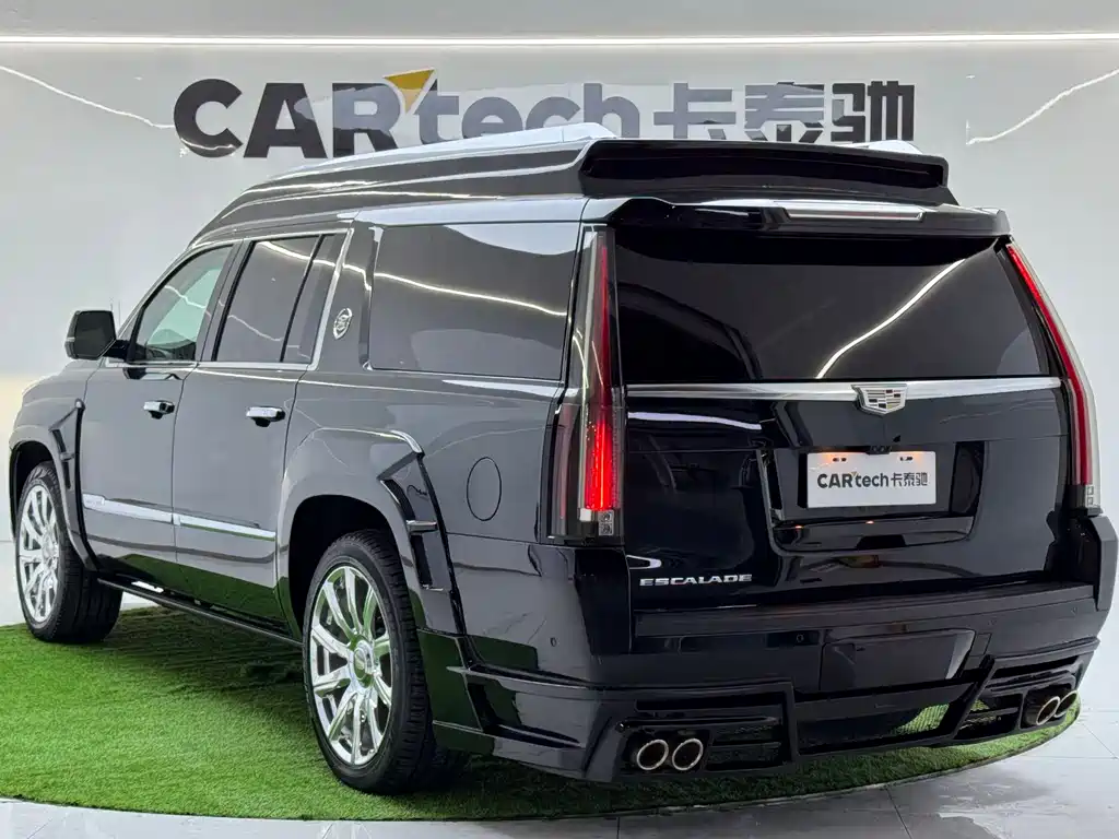 Cadillac Escalade 2018 — фото 7