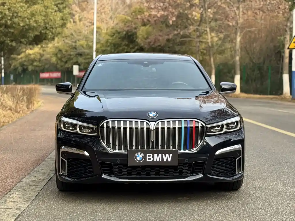 BMW 7 Series 2020 — фото 2
