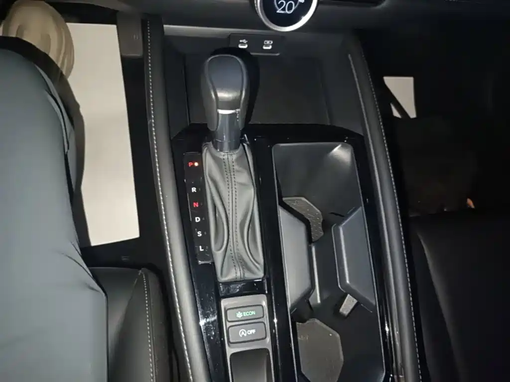Honda Inspire 2023 — фото 14