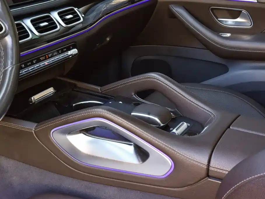 Mercedes-Benz GLE 2020 — фото 15