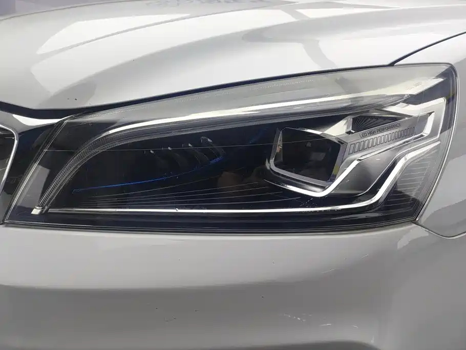 Geely Emgrand 2019