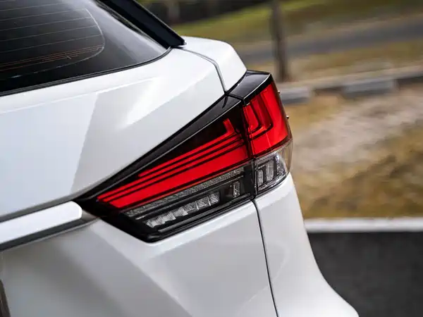 Lexus RX 2021