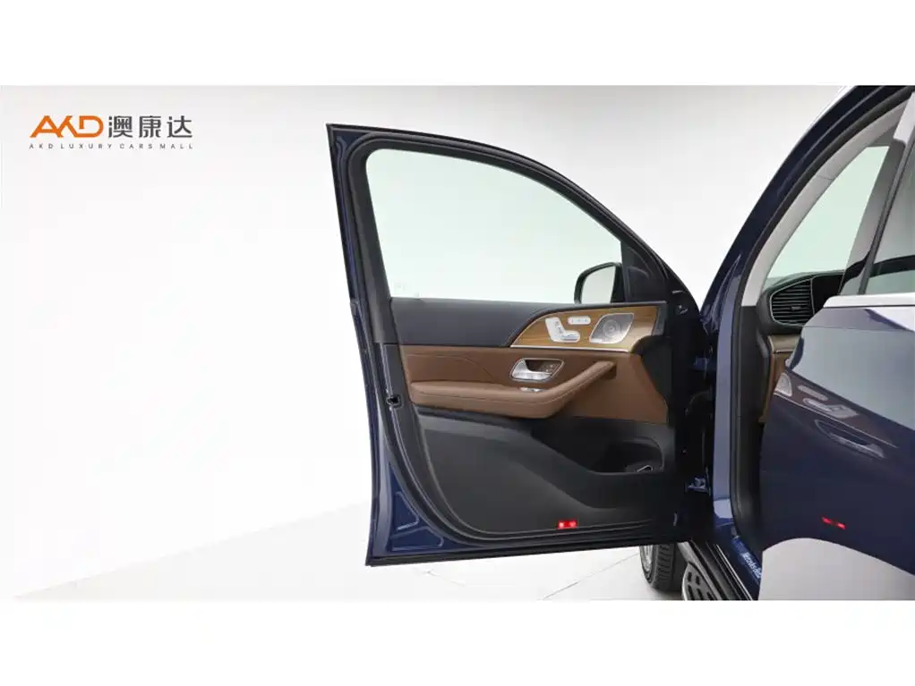 Mercedes-Benz GLS 2024 — фото 11