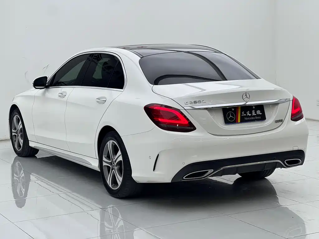 Mercedes-Benz C-Class 2020 — фото 14