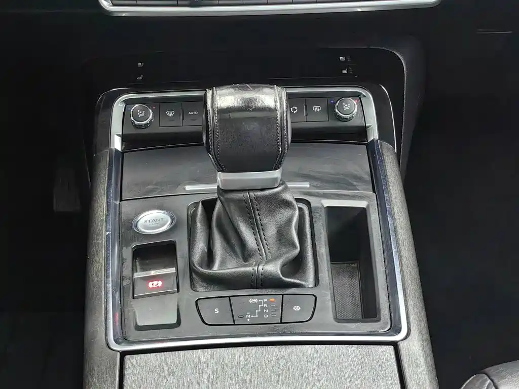 Citroën C6 2016 — фото 13