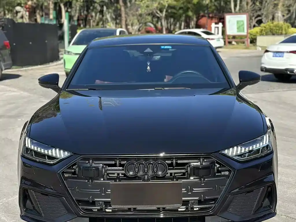 Audi A7L 2023 — фото 2