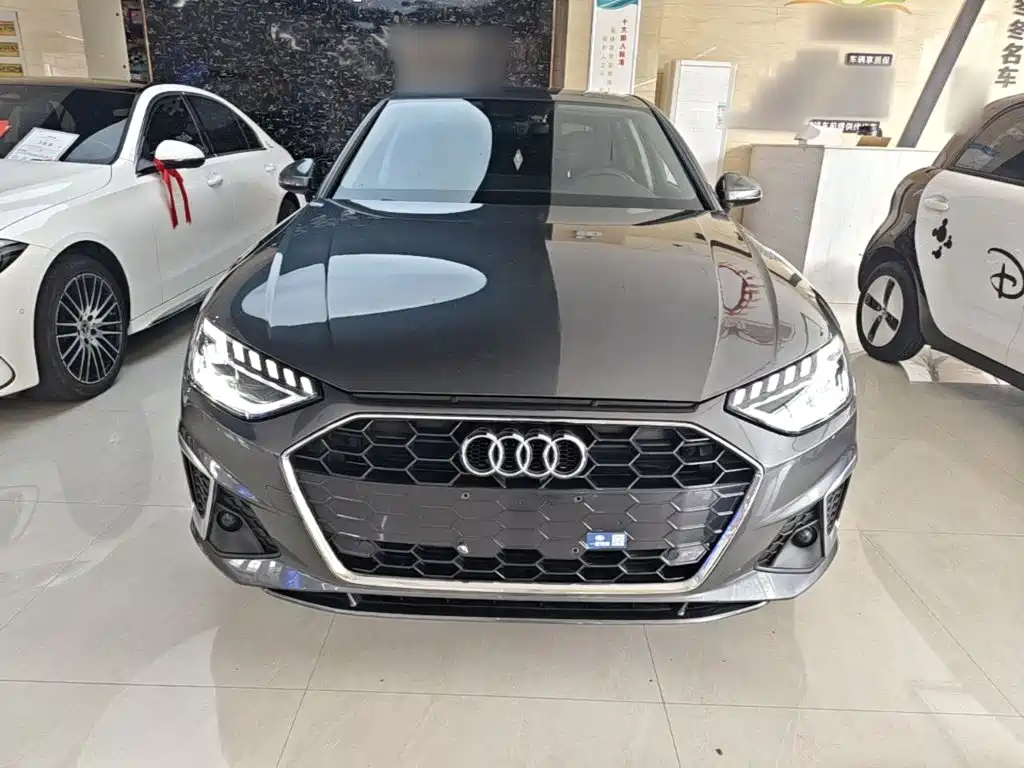 Audi A4L 2021