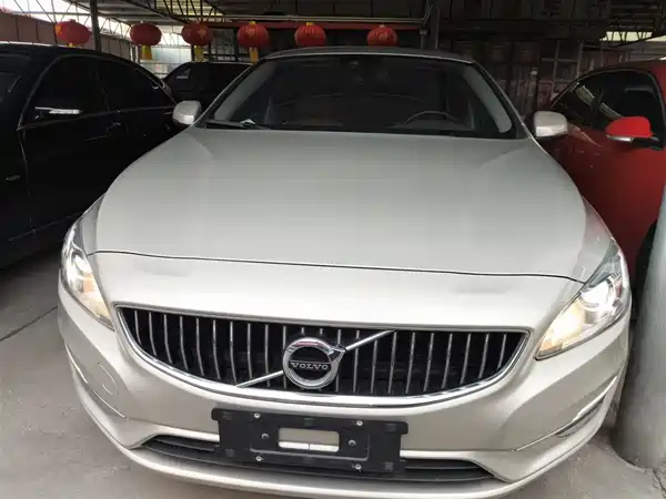 Volvo S60 2019