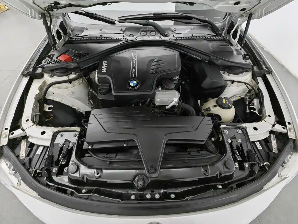 BMW 3 Series 2015 — фото 6