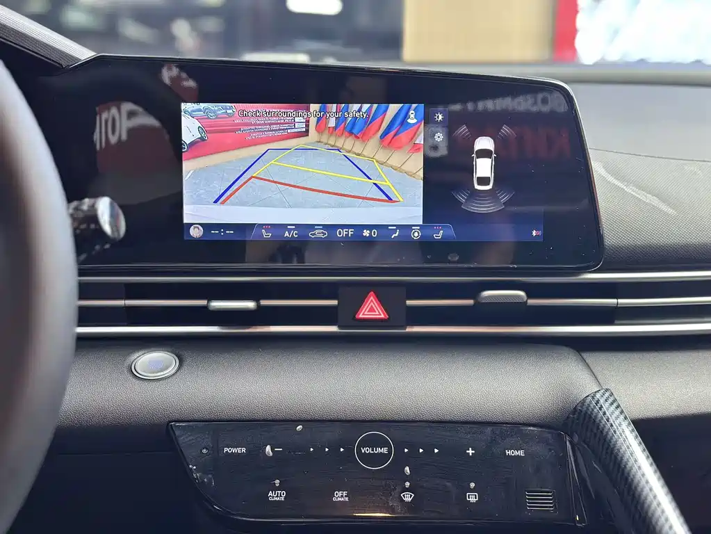 Hyundai Elantra 2022 — фото 14