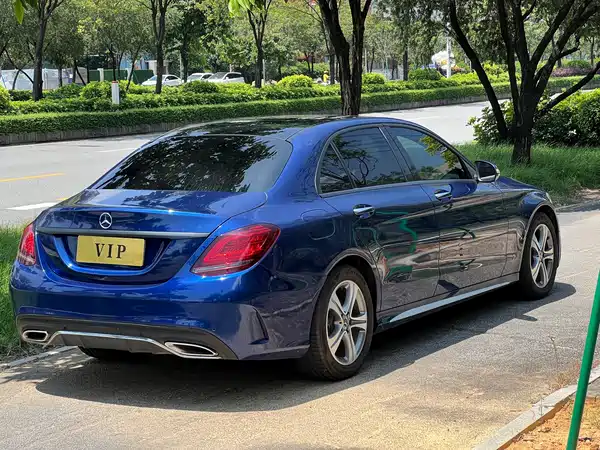 Mercedes-Benz C-Class 2019