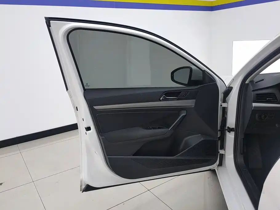 Volkswagen Lavida 2021