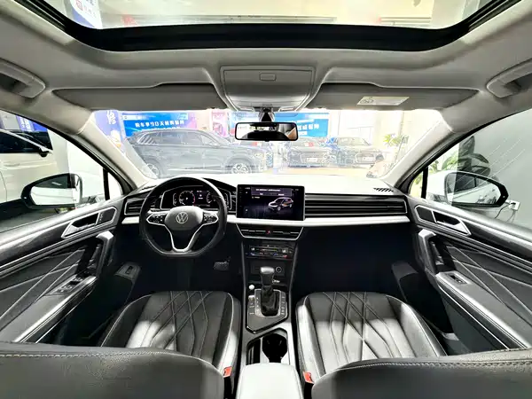 Volkswagen Tiguan L 2021