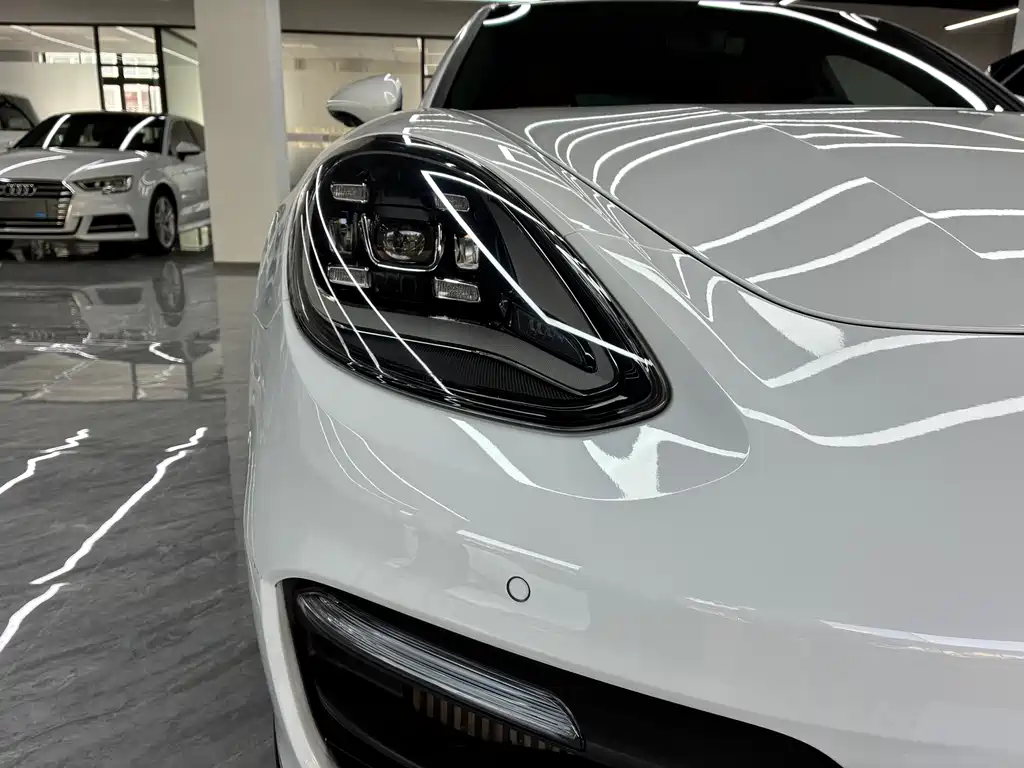 Porsche Panamera 2024 — фото 20