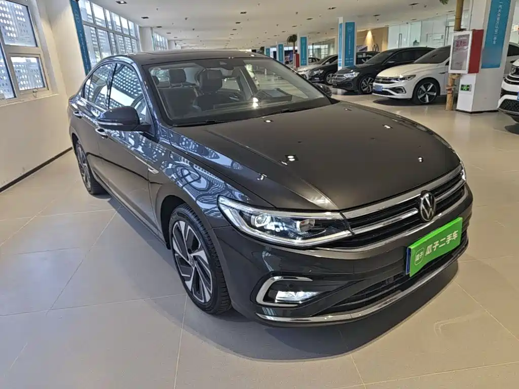 Volkswagen Bora 2024