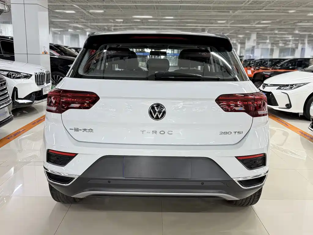 Volkswagen T-Roc 2023