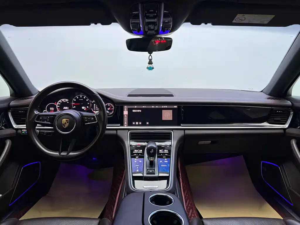 Porsche Panamera 2021 — фото 13