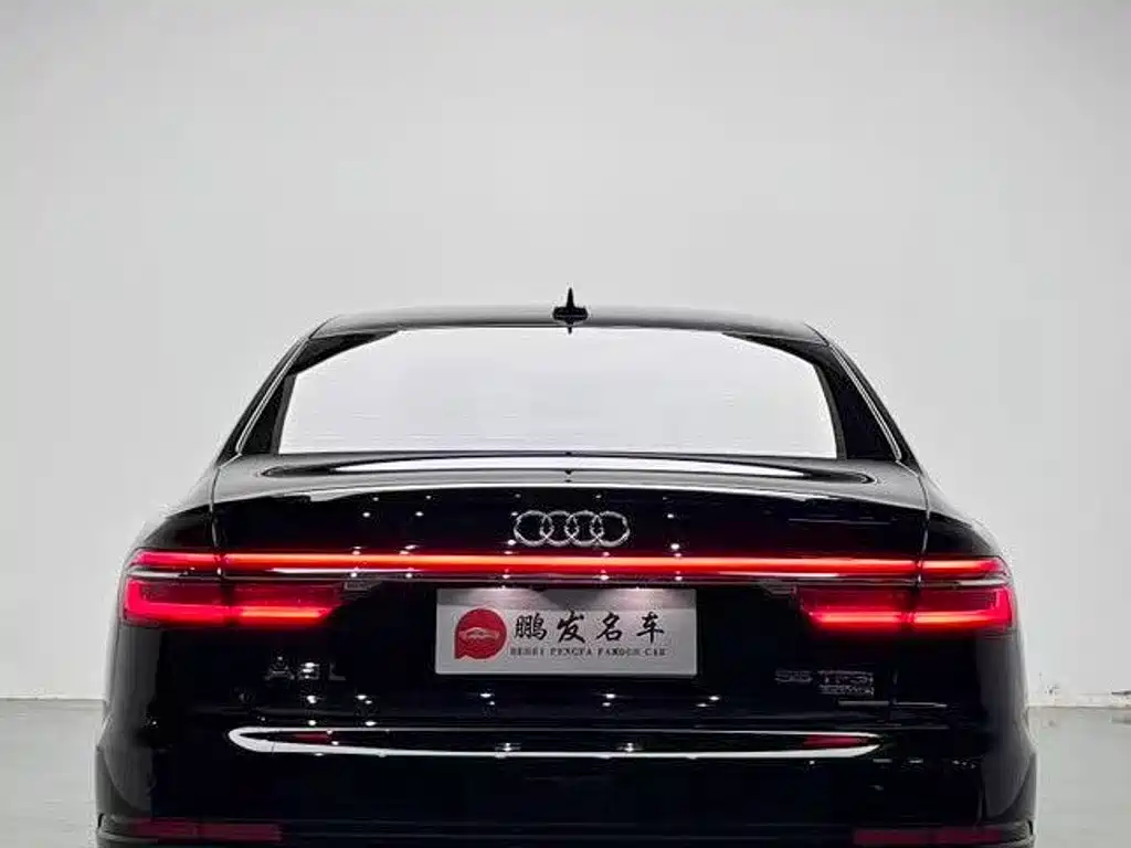 Audi A8 2020 — фото 21
