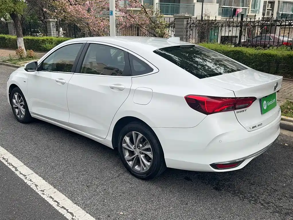 Buick Verano 2022 — фото 15