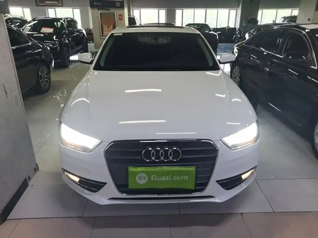 Audi A4L 2015