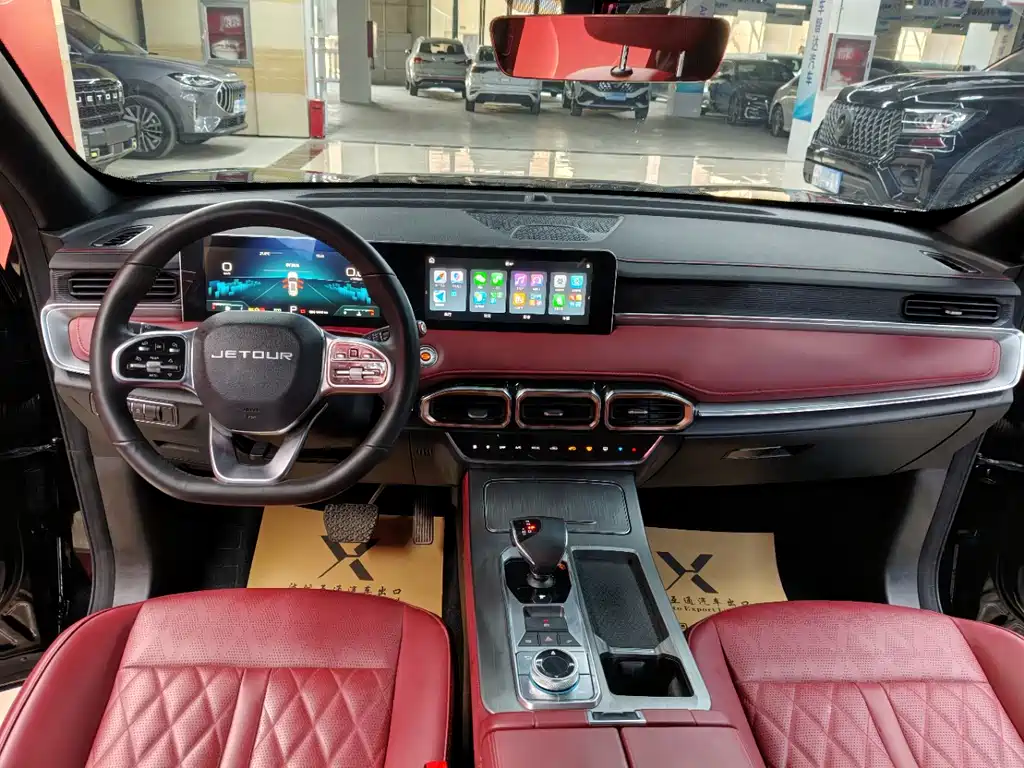 Jetour X70 PLUS 2025 — фото 12