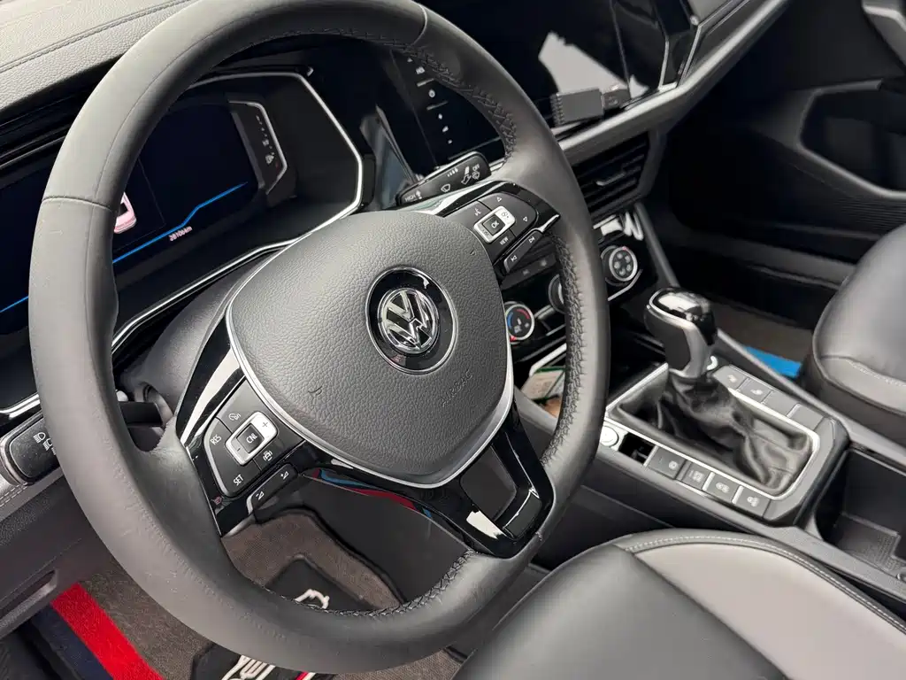 Volkswagen Sagitar 2022