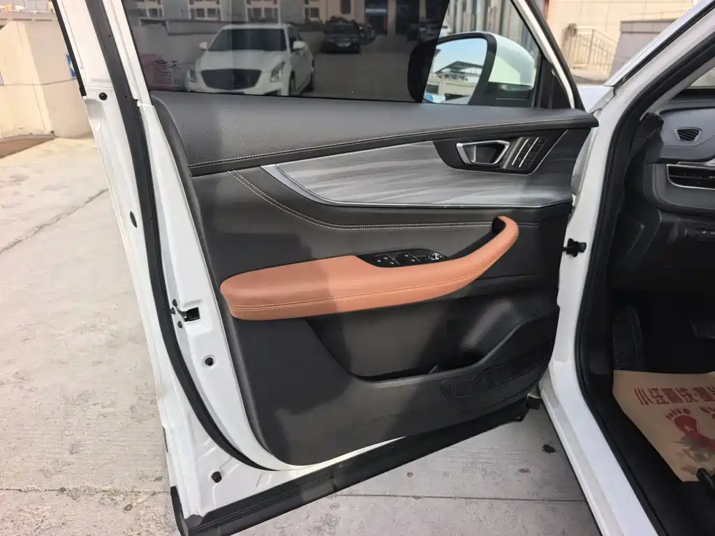 Chery Tiggo 8 PLUS 2022 — фото 15