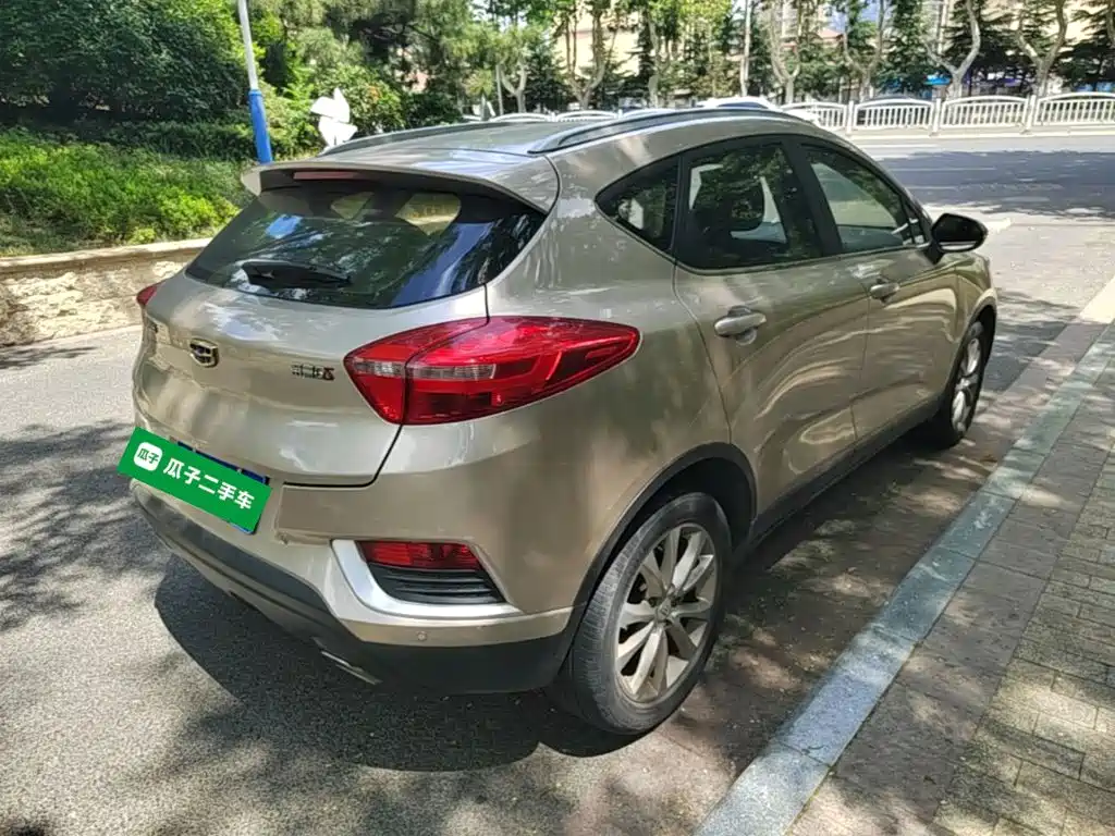 Geely Emgrand GS 2018 — фото 7