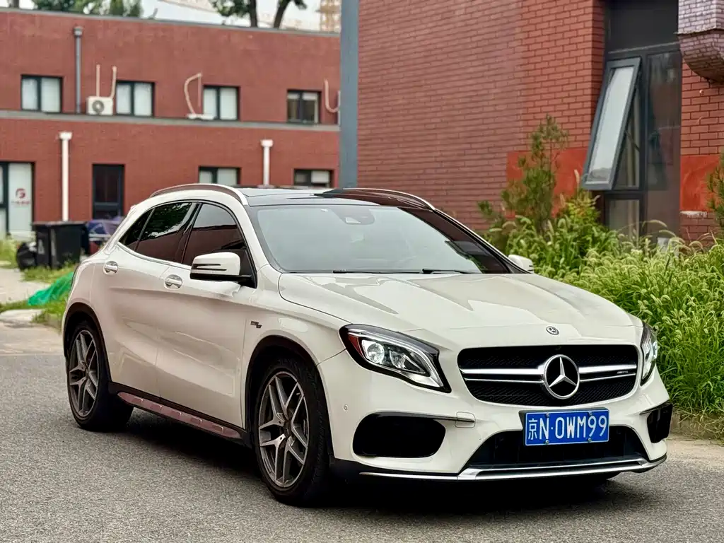 Mercedes-Benz GLA AMG 2018 — фото 3