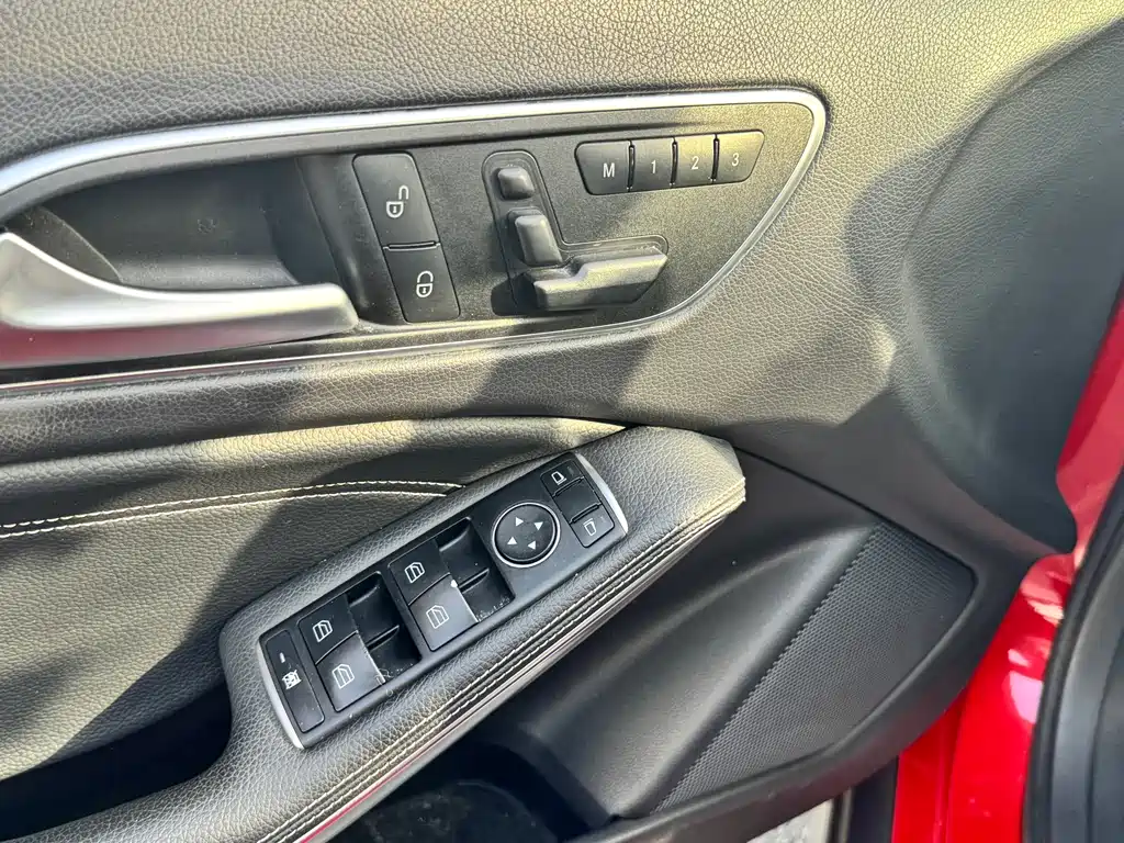 Mercedes-Benz GLA 2015 — фото 6